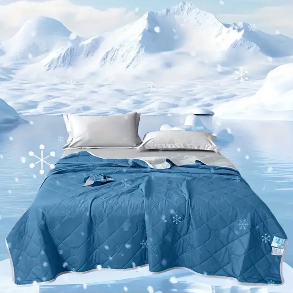 Cooling Quilted Throw Blue - never opened